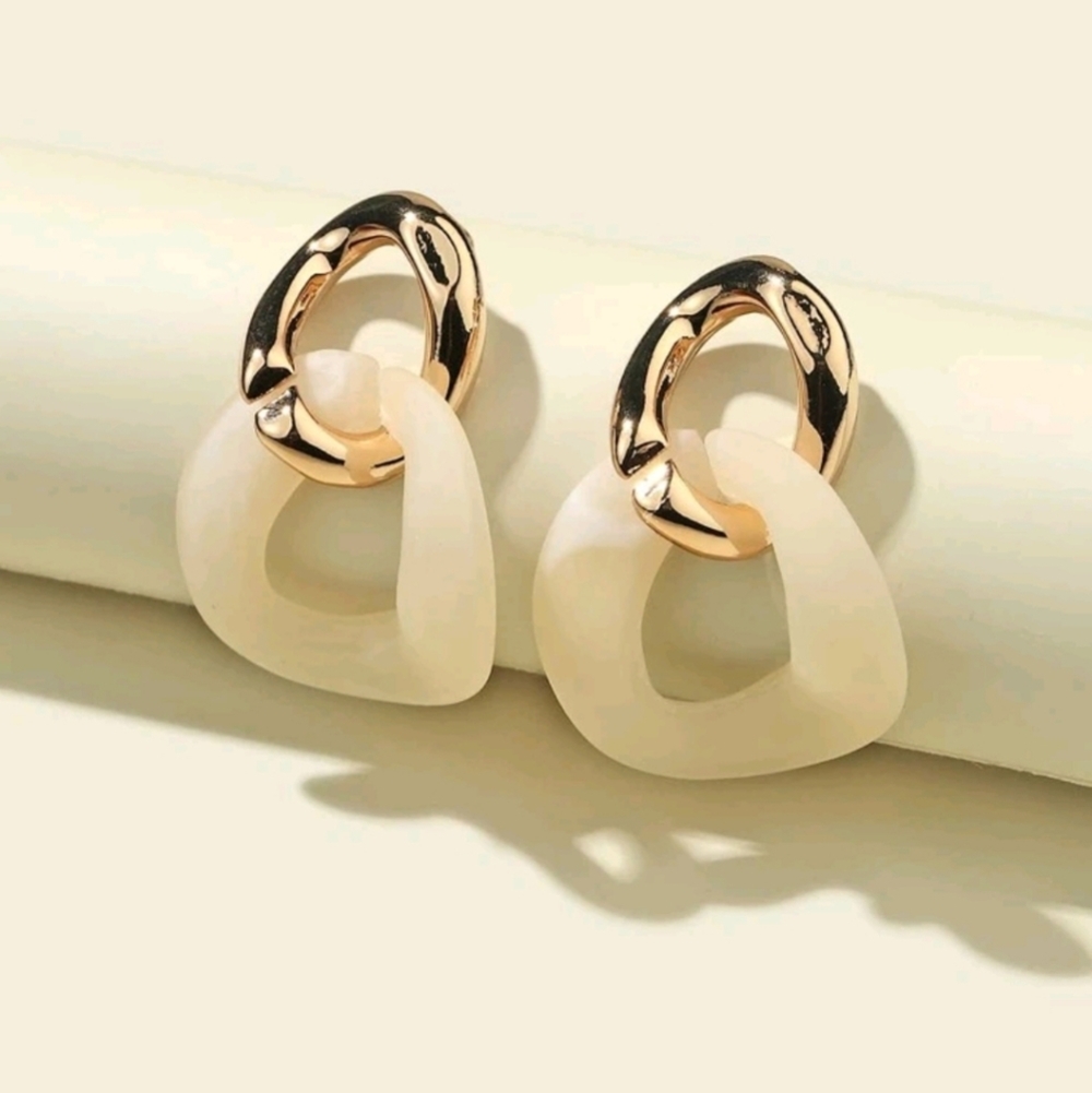 dangled two tone earring
